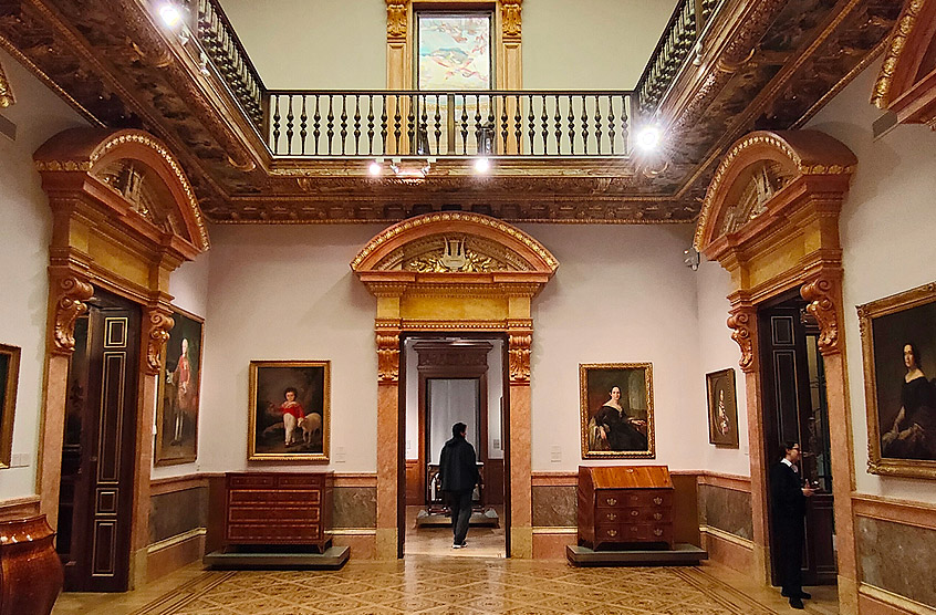 PASEOS POR LA COLECCIÓN. Visitas guiadas al Museo Lázaro Galdiano con guía interno